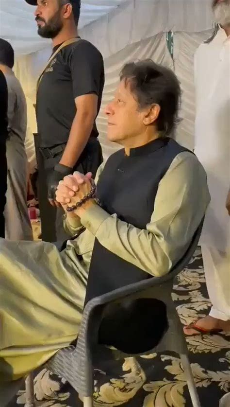 Kpk Updates On Twitter چیئرمین عمران خان کارکنان کے ہمراہ افطاری سے پہلے زمان پارک میں بنےگا