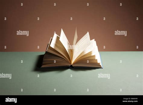 Book Hi Res Stock Photography And Images Alamy