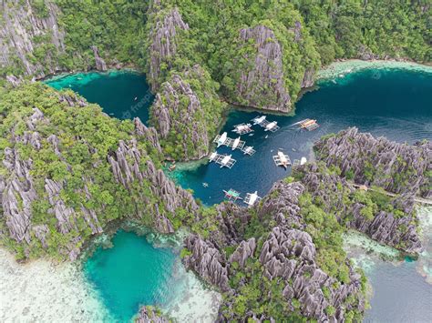 Premium Photo | Aerial view of a lagoon with boats