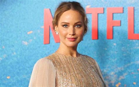 Jennifer Lawrence ya es mamá la ganadora del Óscar dio a luz a su