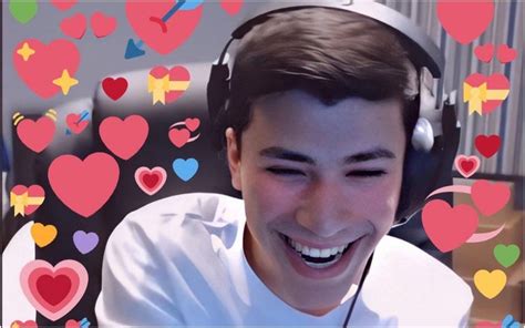 Twitter Goes Crazy As Minecraft Star Georgenotfound Releases Valentines Day Merch