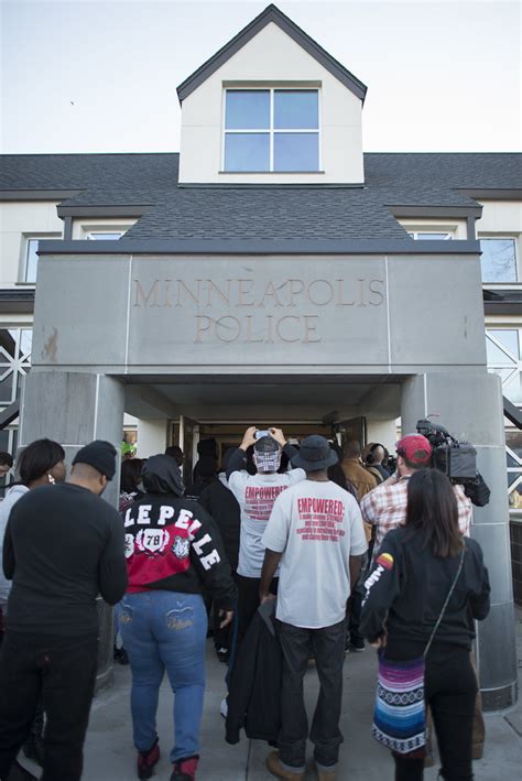 Protesters Outside The Minneapolis 4th Precinct Police Sta… Flickr