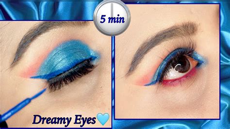 Blue Winged Eyeliner Tutorial Easy Eyemakeup Youtube