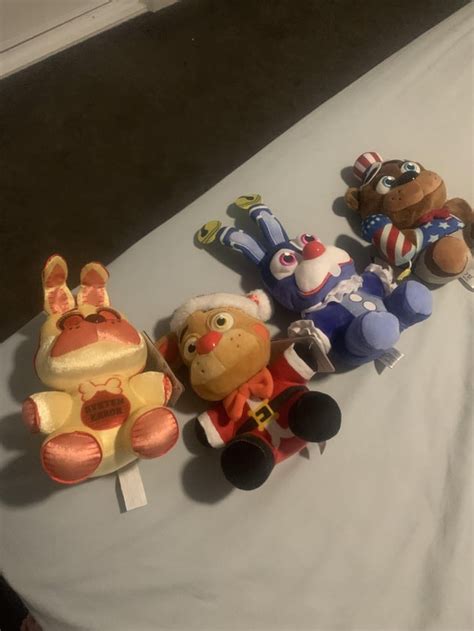 My FNAF Plushie collection : r/fnafplush