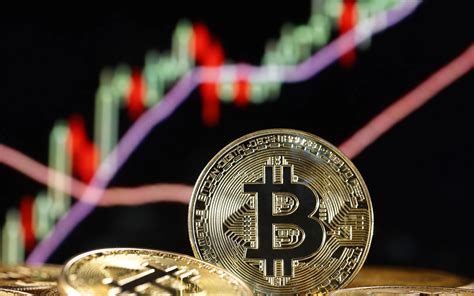 Bitcoin Billionaire Throws Cold Water On Price Surge: Don’t Expect