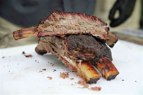 How To Make Gigantic Beef ‘dino Ribs At Home In The Smoker