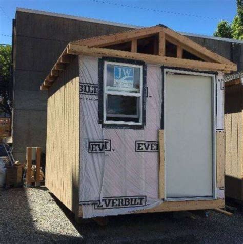 Once Homeless And Helpless Woman Now Helps Build Tiny Homes For