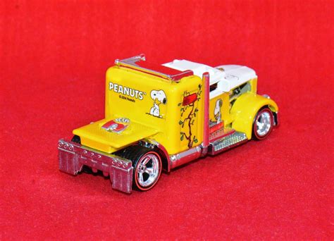 Hot Wheels Peanuts Convoy Custom Loose Cars