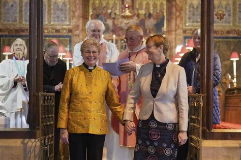 Church Of England Blesses Same Sex Couples For The First Time But They Still Can T Wed In Church