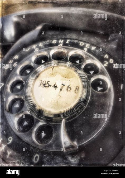 Rotary dial phone hi-res stock photography and images - Alamy