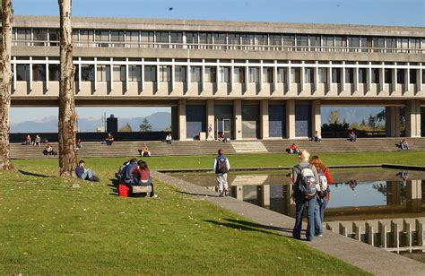 Simon Fraser University - AREA