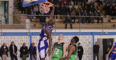 Basket Nationale masculine 3 5e journée Dans la douleur Montmorot