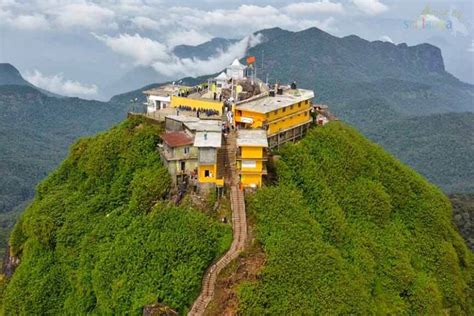 Sri Pada Adams Peak Sripada A Guide To Sri Lankas