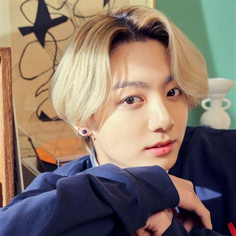 jungkook blonde hair    blonde hairstyles  bts jungkook