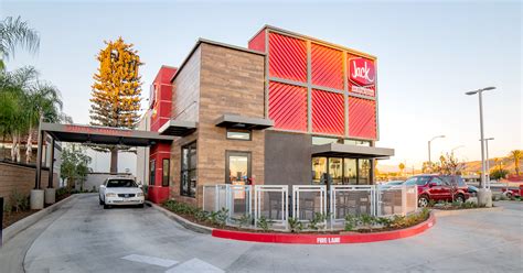 restaurants rethink  drive
