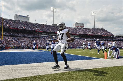 Buffalo Bills Named Betting Favorite As Next Team For Raiders Superstar