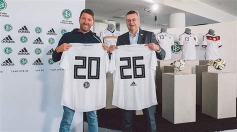 DFB verlängert Vertrag mit adidas bis 2026 DFB Deutscher Fußball