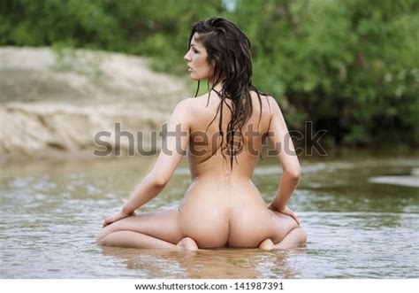 Beautiful Naked Woman Water Stock Photo 141987391 Shutterstock