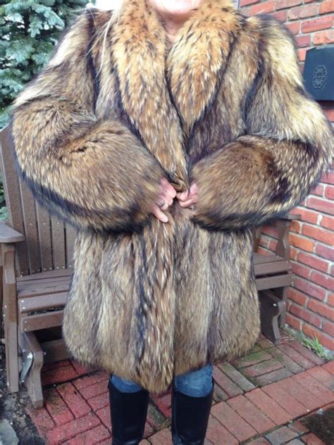 Finnish Raccoon Fur Coat Raccoon Fur Coat Moon Shadow Fur Fashion