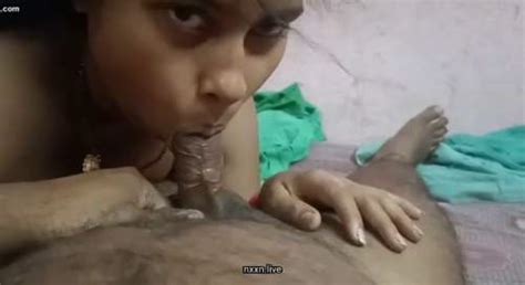 Famous Pakistani Tiktoker Dancing Full NUDE With Full Face Aagmaal Diy