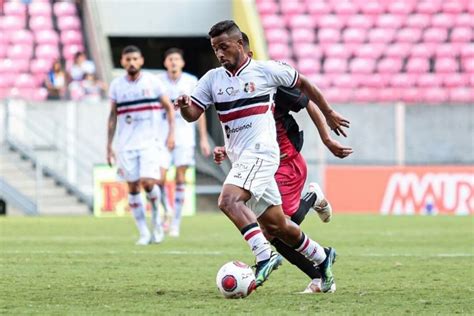 Hoje no Santa Cruz Tarcísio reencontra equipe onde conseguiu feito