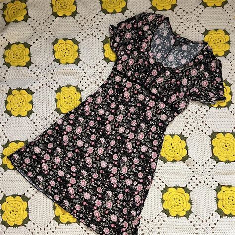 Absolutely Beautiful Vintage Rampage Floral Milkmaid Depop