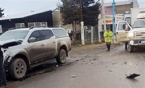 Chocaron Una Ambulancia Y Una Camioneta Diario El Sure O