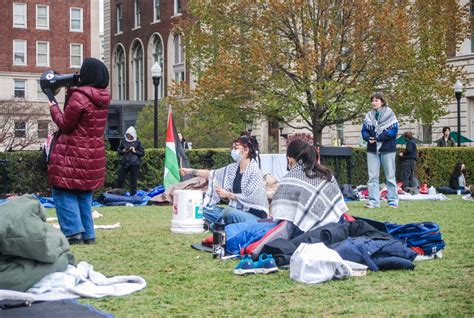 Columbia University protesters resume demonstrations after mass arrests