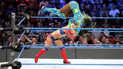 SmackDown Women’s Champion Alexa Bliss vs. Naomi: photos | WWE