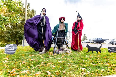 Scarecrows Tour Destination Waconia