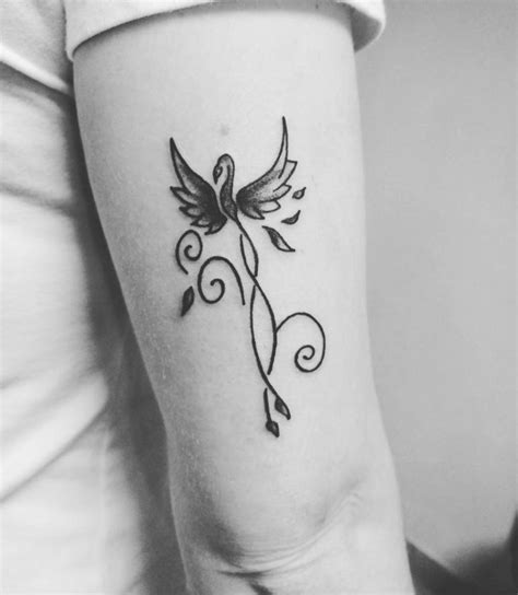 29 tatuajes del Ave Fénix con significado para mujeres y hombres