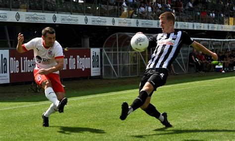 Bildergalerie Vom Spiel Der Regionalliga S Dwest Zwischen Dem Vfr Aalen