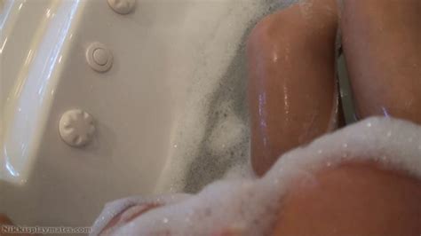 Nikki Sims Bath Hd Porn NaughtyMunaaa