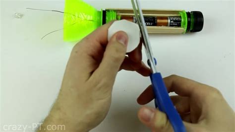 How to Make a Flashlight using Plastic Bottles alavy110 تماشا