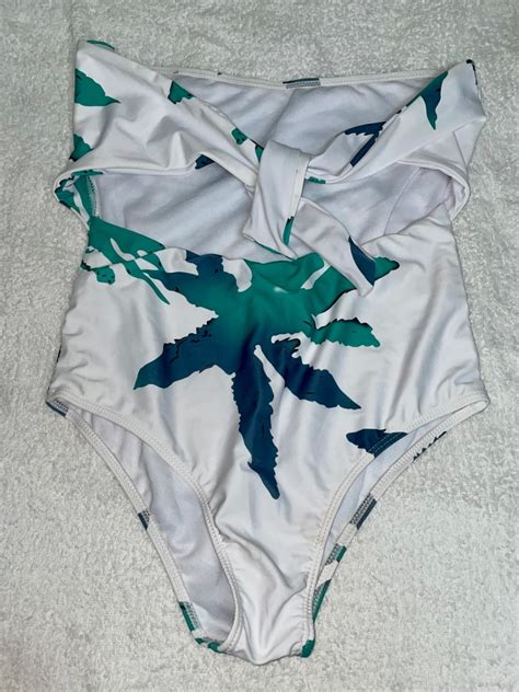 One Piece Bikini Women S Fashion Swimwear Bikinis Swimsuits On Carousell