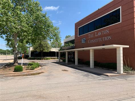 102 SW 3rd St, Lawton, OK 73501 - The Lawton Constitution | LoopNet