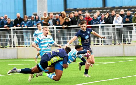 Les rugbymen de Plouzané très applaudis par le public après leur