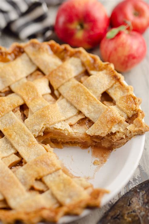 Old Fashioned Apple Pie