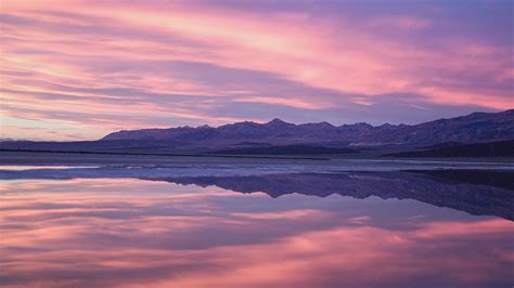 Sunrise and Sunset in Death Valley - Death Valley National Park (U.S ...