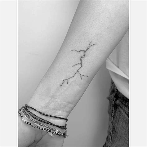 Details 79 Realistic Lightning Strike Tattoo Super Hot Incdgdbentre