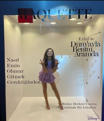 Merve Bulut Feet Aznudefeet