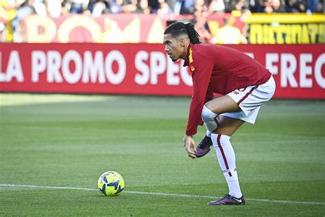 Smalling Arriva La Fumata Bianca Le Cifre Del Rinnovo Con La Roma