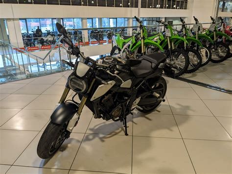 Купить б у Honda CB 650R инжектор 6 передач в Красногорске чёрный naked bike 2021 года на Авто