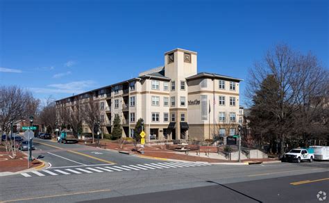 White Flint Station Apartments In Rockville Md