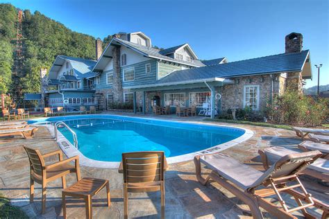 Historic Gatlinburg Inn | Gatlinburg, TN 37738