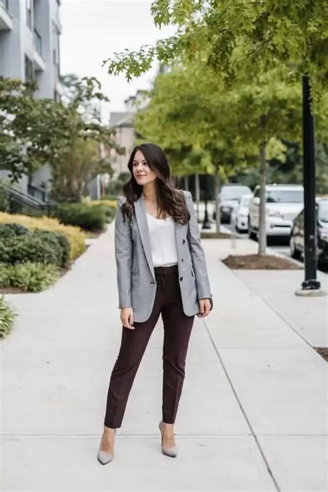 Formal Business Meeting Outfits | Work outfit, Casual work outfit ...