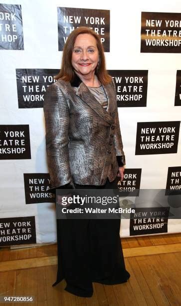 9 Hot Sexy Dale Soules Bikini Pics