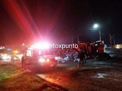 Volcadura De Cami N Cargado De Carbon En Linares Chofer Resulta Herido