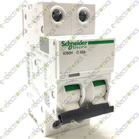 2 Pole 1000v 16a Dc Circuit Breaker Schneider Electric In Pakistan