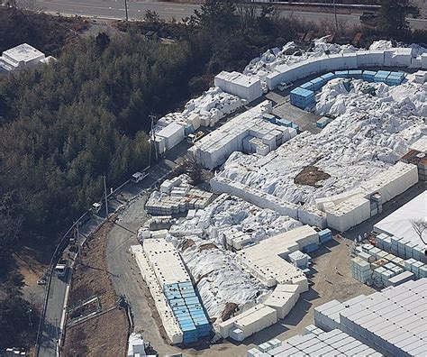 福島第一原発で増える放射能汚染がれき 「地下埋設保管の検討を」規制委員長が指摘：東京新聞 Tokyo Web